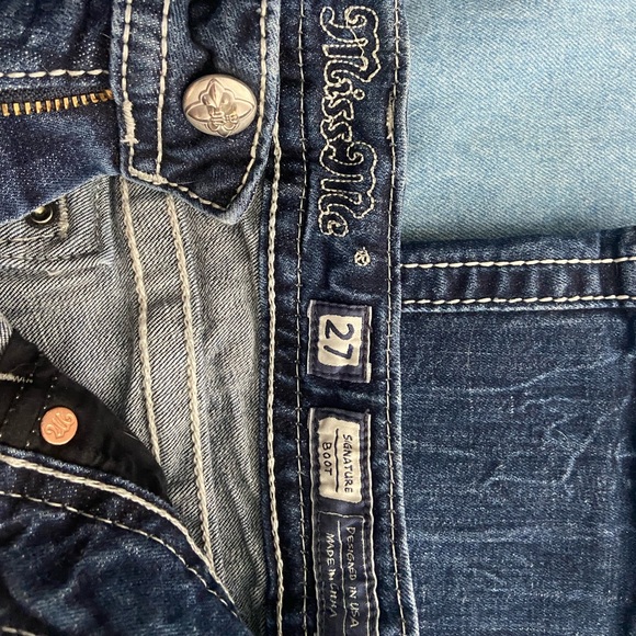 Miss Me Jeans | Boot Fit | Size 27 - Picture 4 of 4